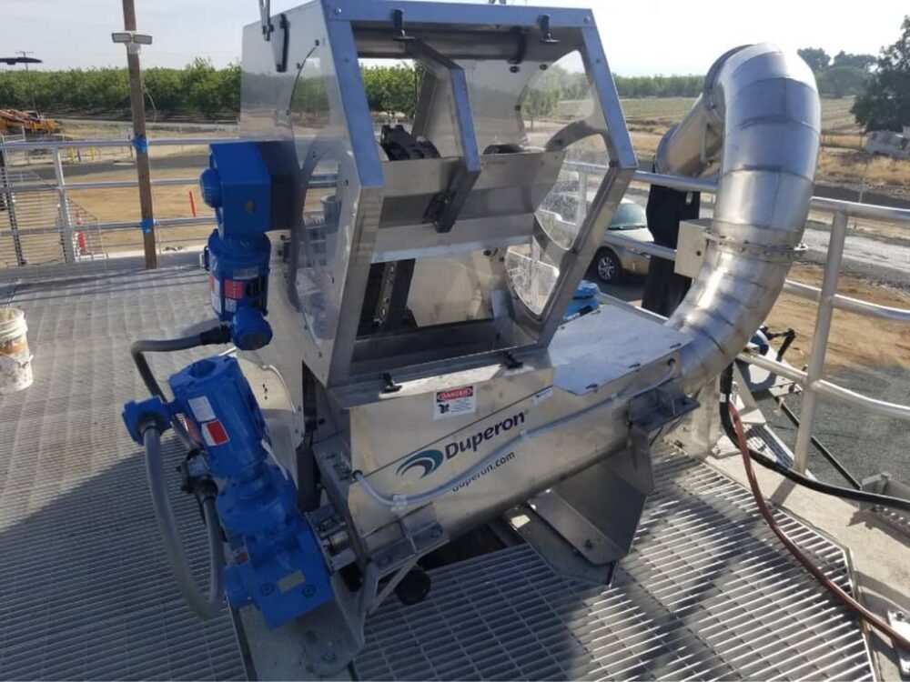 The Low Flow System integrated with FlexRake® Adaptive Technology™, offering a low-maintenance, efficient solution for small-scale wastewater systems.